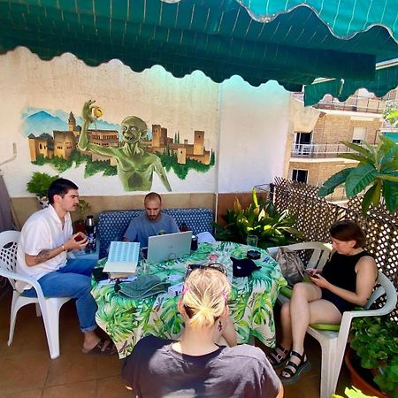 Hostel El Cascabel กรานาดา ภายนอก รูปภาพ