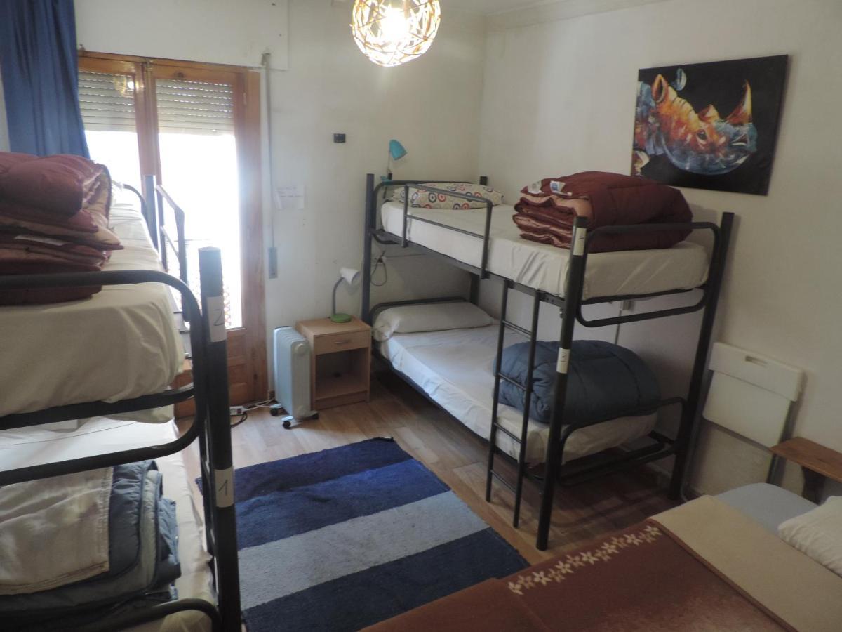 Hostel El Cascabel กรานาดา ภายนอก รูปภาพ