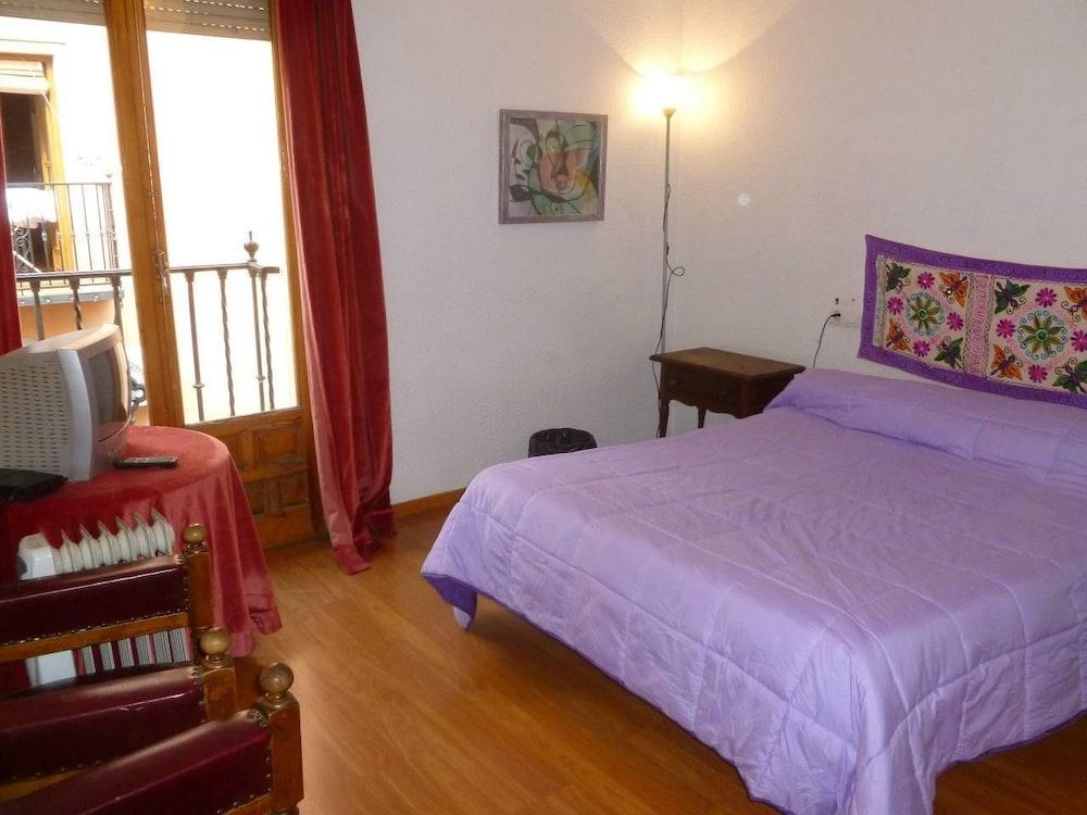 Hostel El Cascabel กรานาดา ภายนอก รูปภาพ