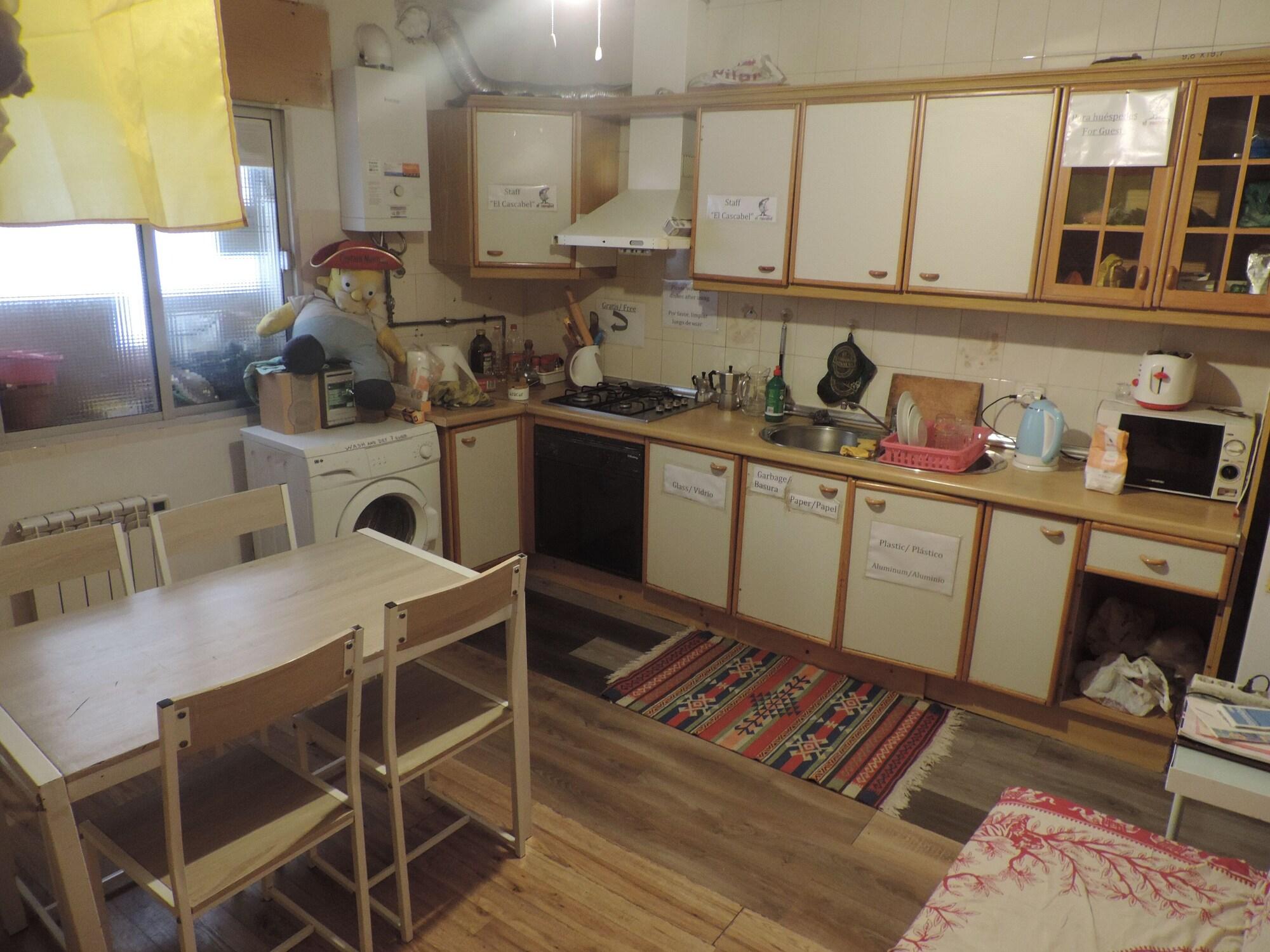 Hostel El Cascabel กรานาดา ภายนอก รูปภาพ