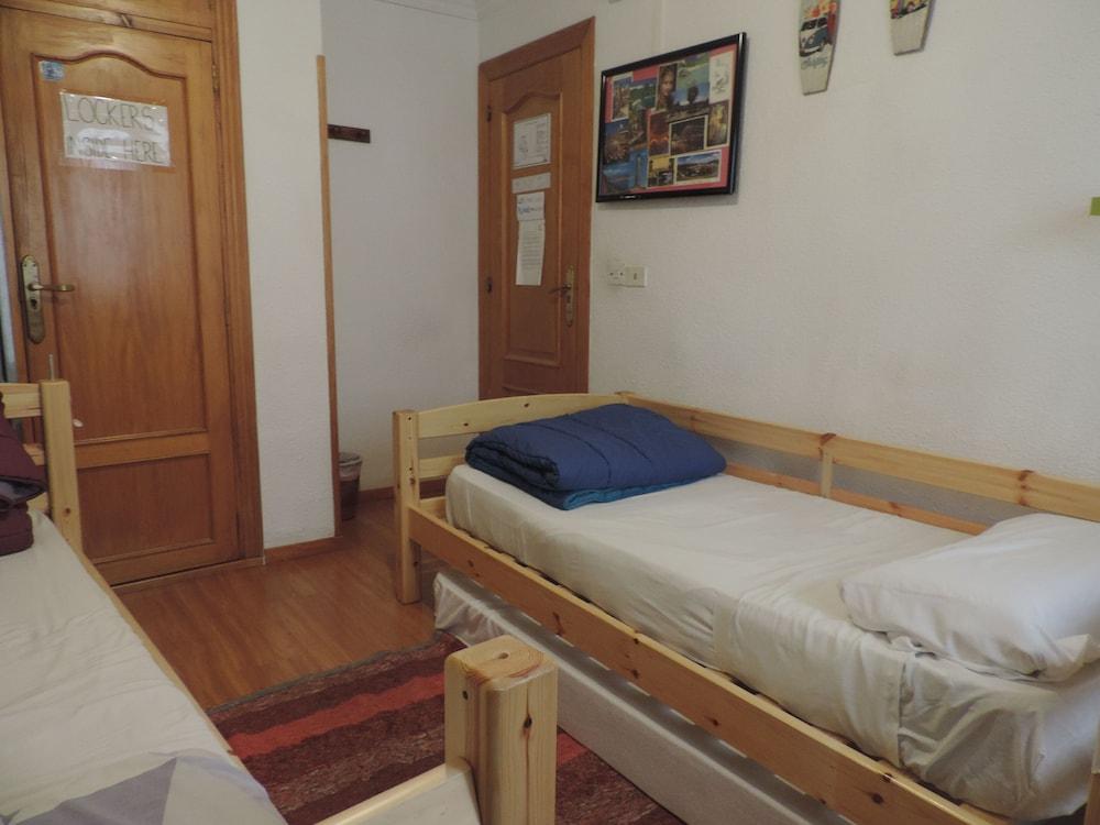 Hostel El Cascabel กรานาดา ภายนอก รูปภาพ