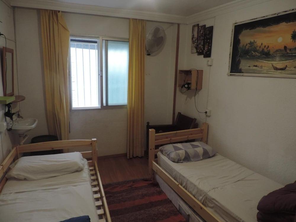 Hostel El Cascabel กรานาดา ภายนอก รูปภาพ