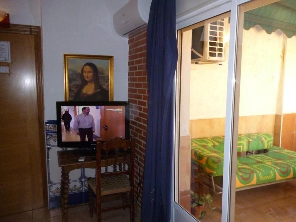Hostel El Cascabel กรานาดา ภายนอก รูปภาพ