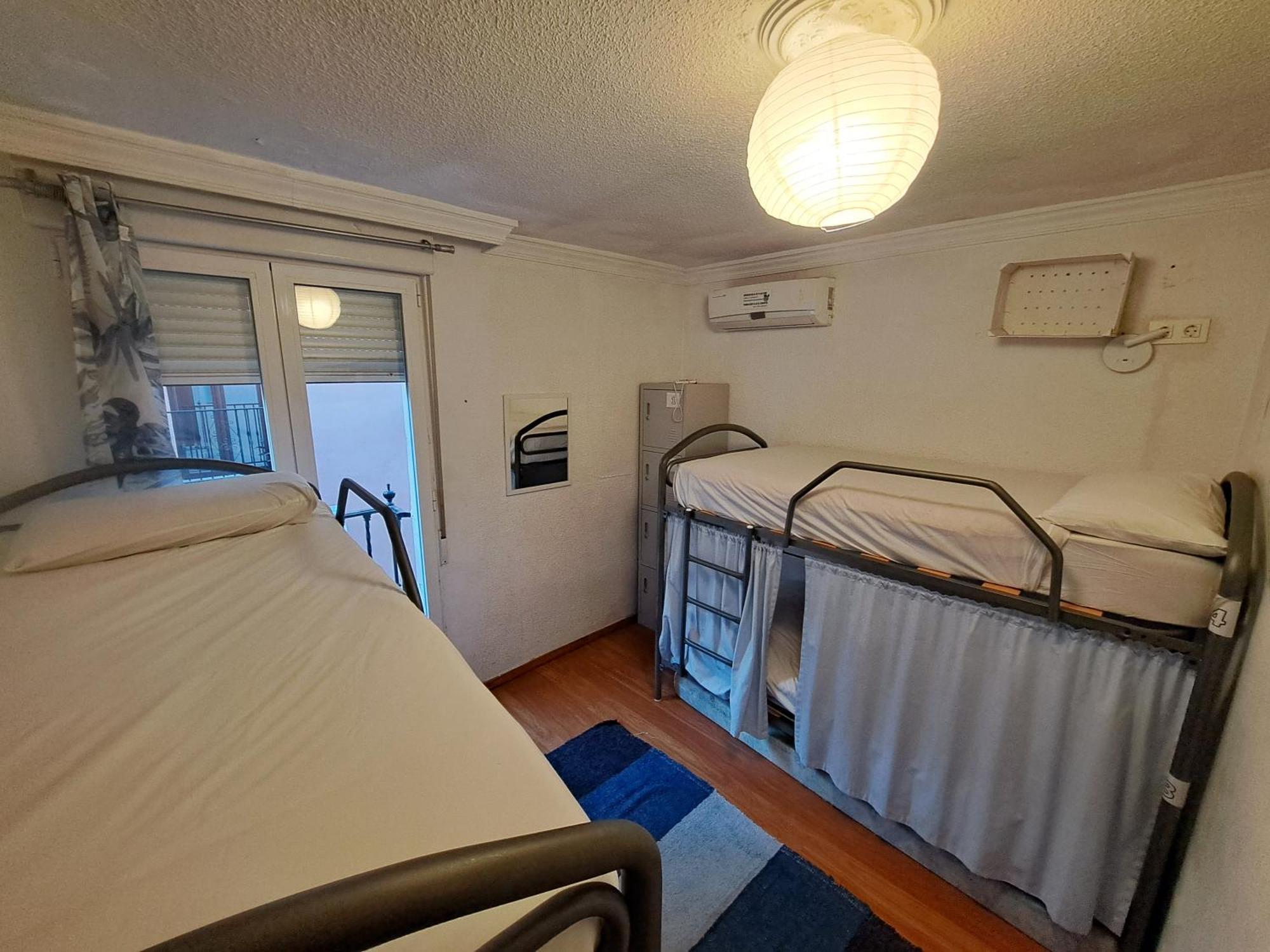 Hostel El Cascabel กรานาดา ภายนอก รูปภาพ