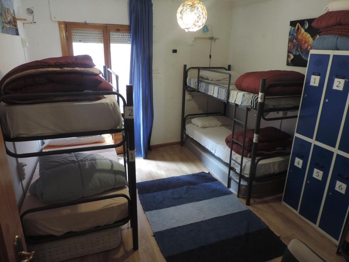 Hostel El Cascabel กรานาดา ภายนอก รูปภาพ